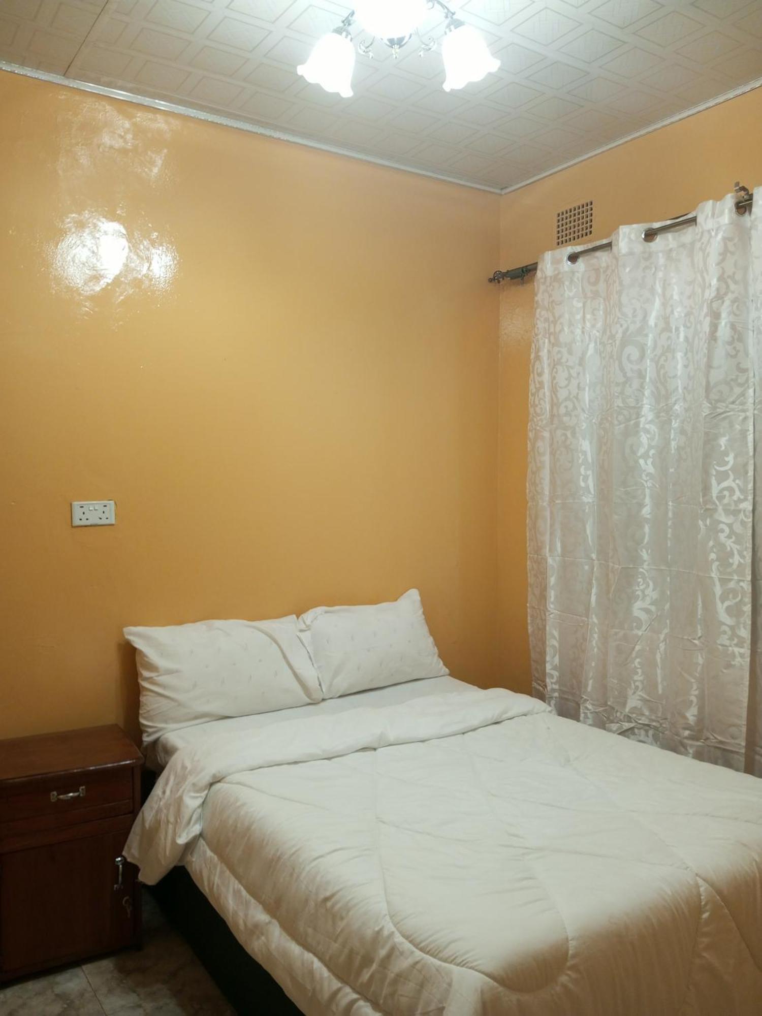 Buffalo Bob Lodge Livingstone Zimmer foto